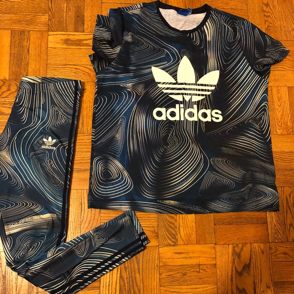 Adidas tshirt and leggings set